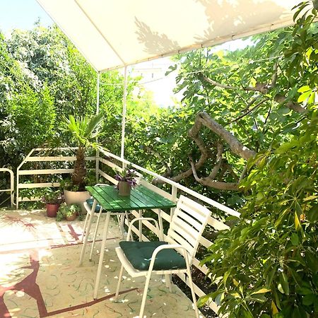 Apartments Garden House Подгора Экстерьер фото