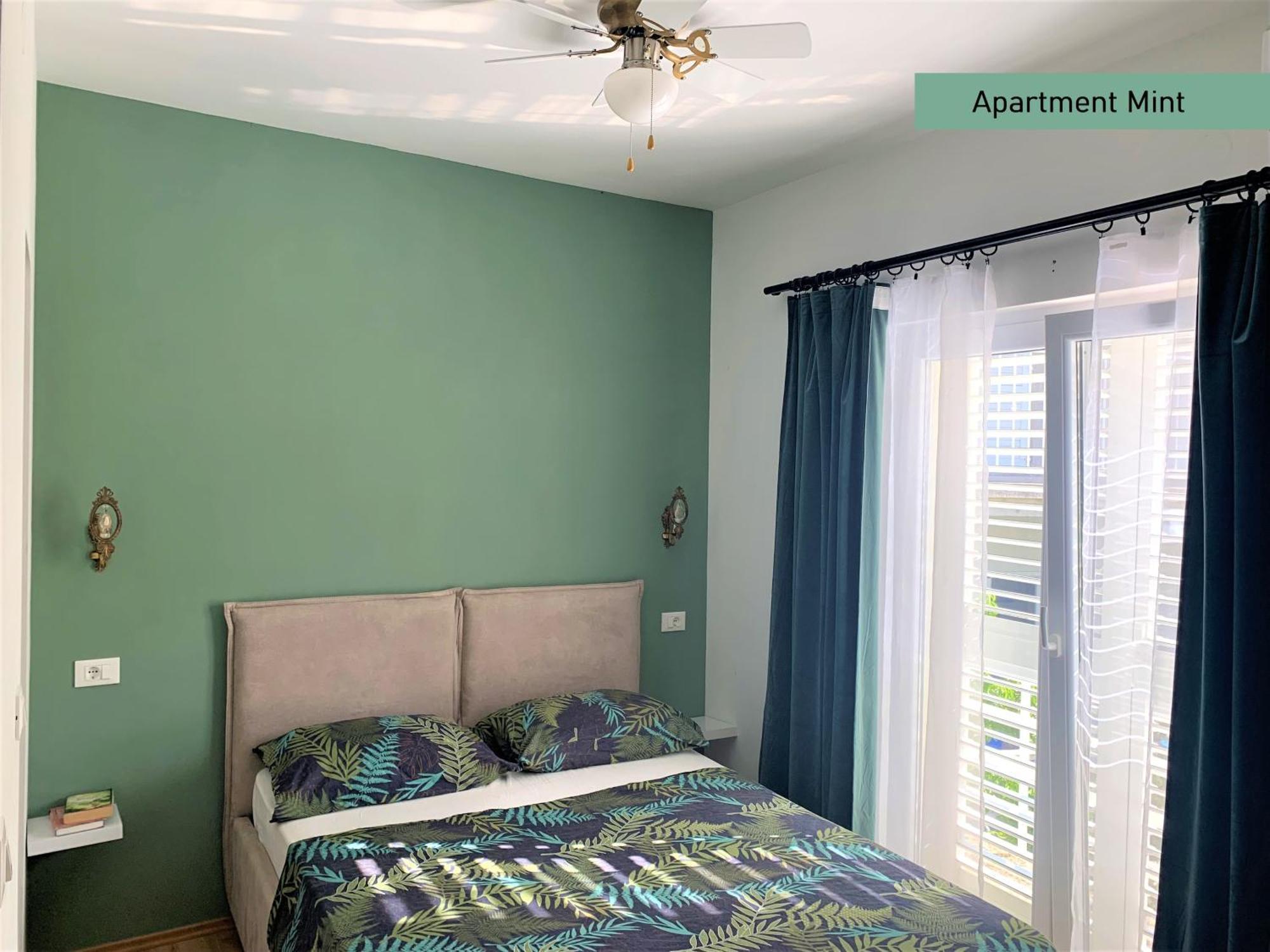 Apartments Garden House Подгора Экстерьер фото