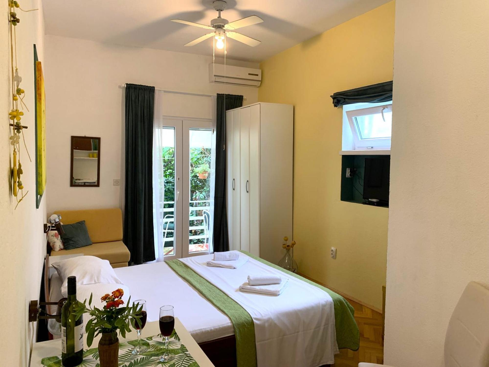 Apartments Garden House Подгора Номер фото