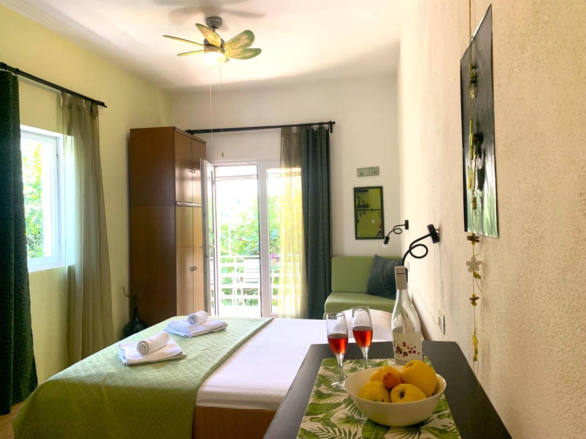 Apartments Garden House Подгора Экстерьер фото